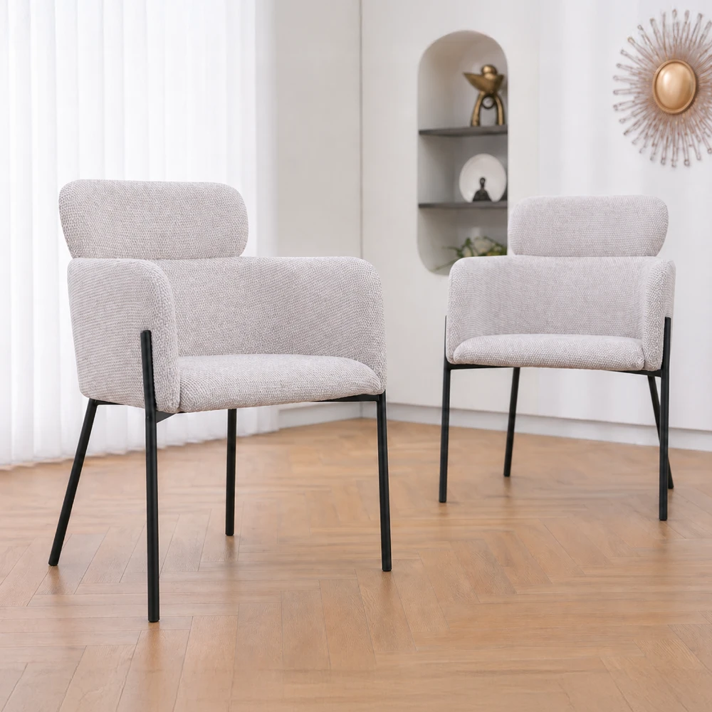 Chaise en tissu beige et pieds métal noir